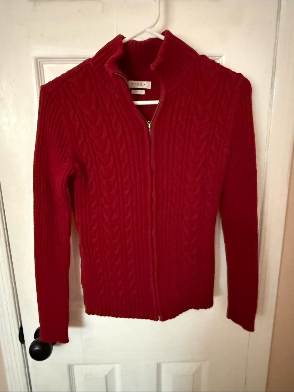 Van Heusen Women's Red Cable Zip-Up Cardigan size small